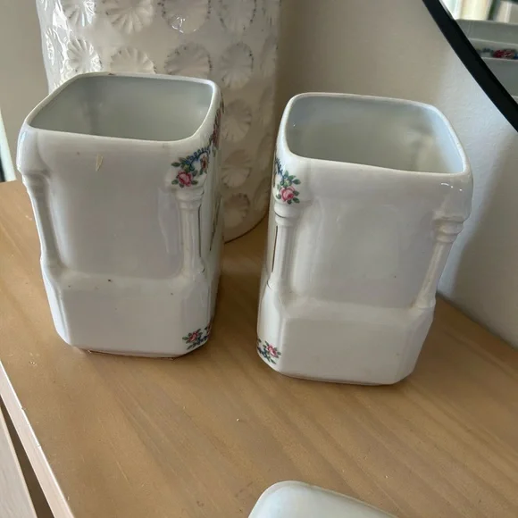 Vintage 1920s Victoria China Czechoslovakia Floral Ceramic Flour Sugar Canisters - Picture 10 of 14